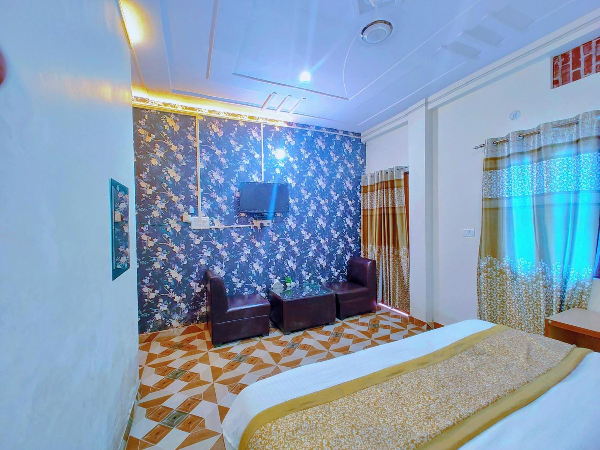 De Costa Palace - Pick And Drop Available Benares Buitenkant foto